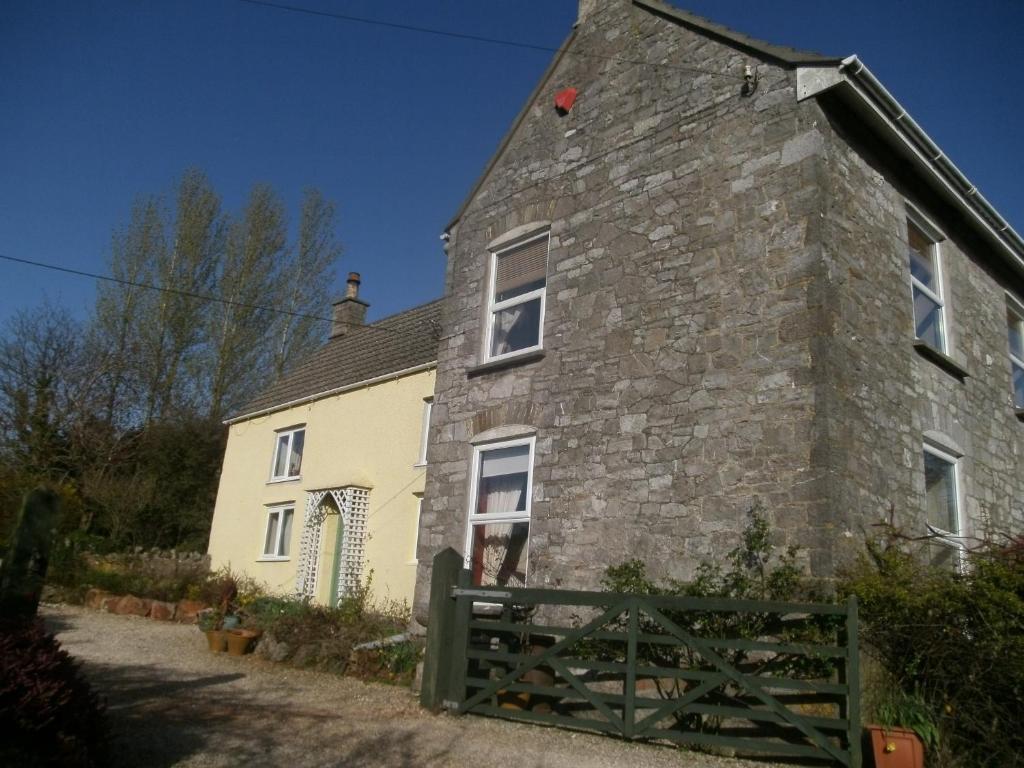 Apple Tree House Hotel Redhill  ภายนอก รูปภาพ
